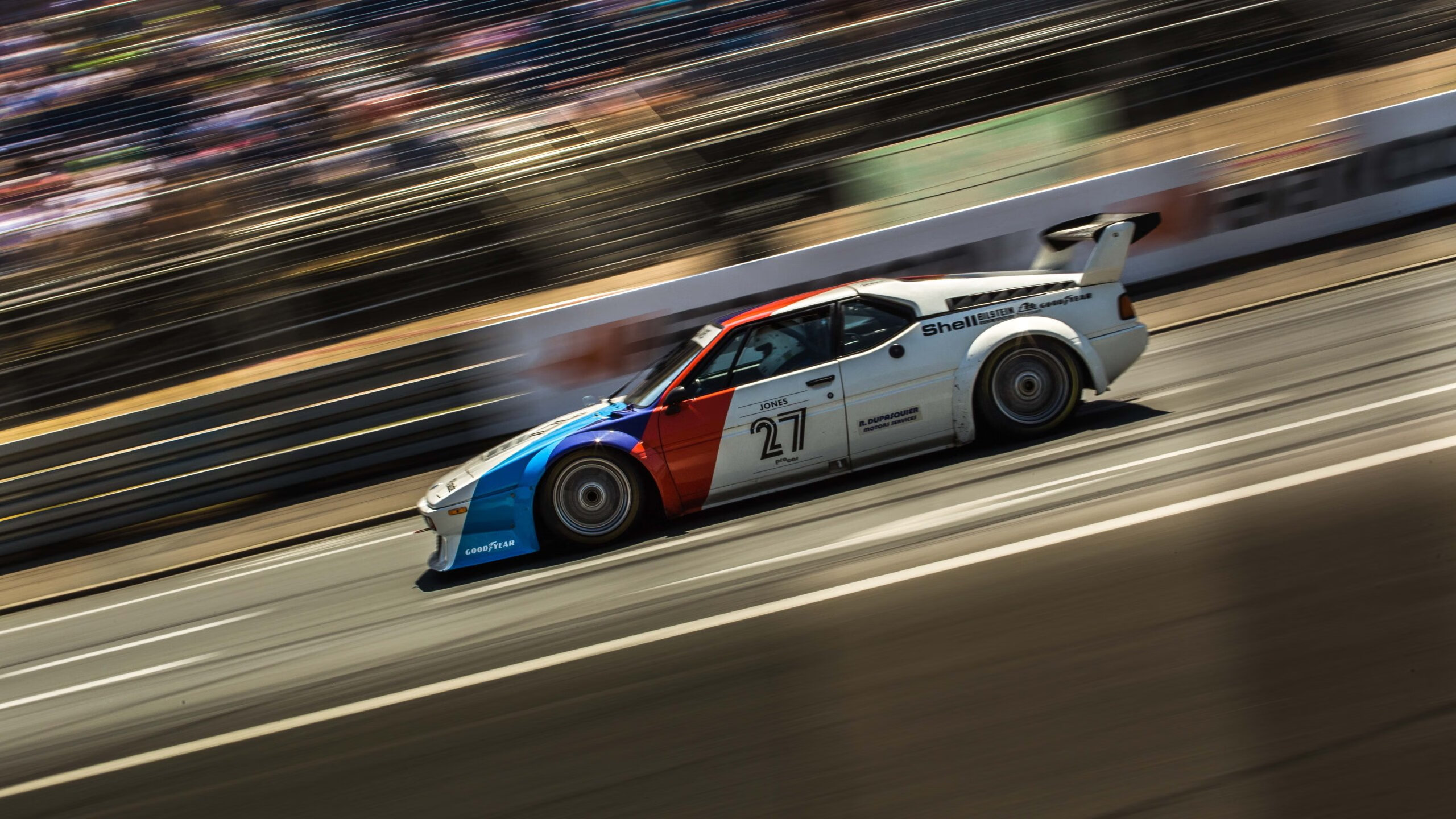 爱游戏娱乐平台-纽卡斯尔联客场4-0完胜伊普斯维奇，豪取三连胜，纽卡斯尔联队