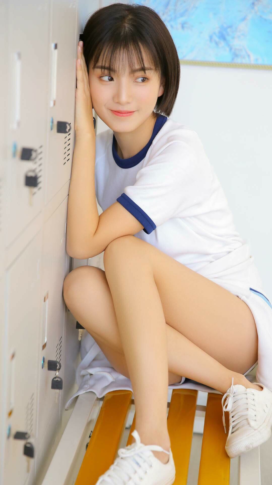 AYX体育-尤文图斯险胜关键战斗，顺利晋级下一轮，尤文图斯2022