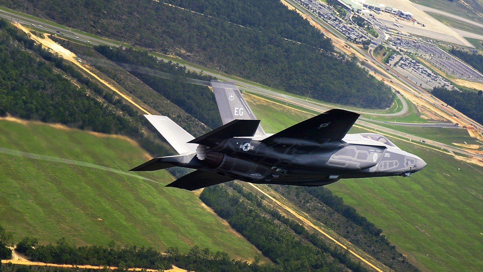 广场舞成为全民健身的标志性活动,广场舞全民健身操