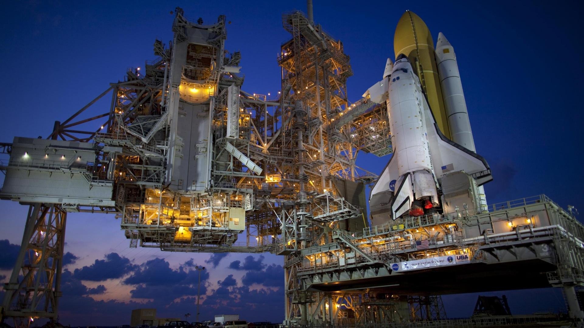 爱游戏在线登录入口-库里在训练中加强身体对抗备战季后赛，库里训练有多刻苦