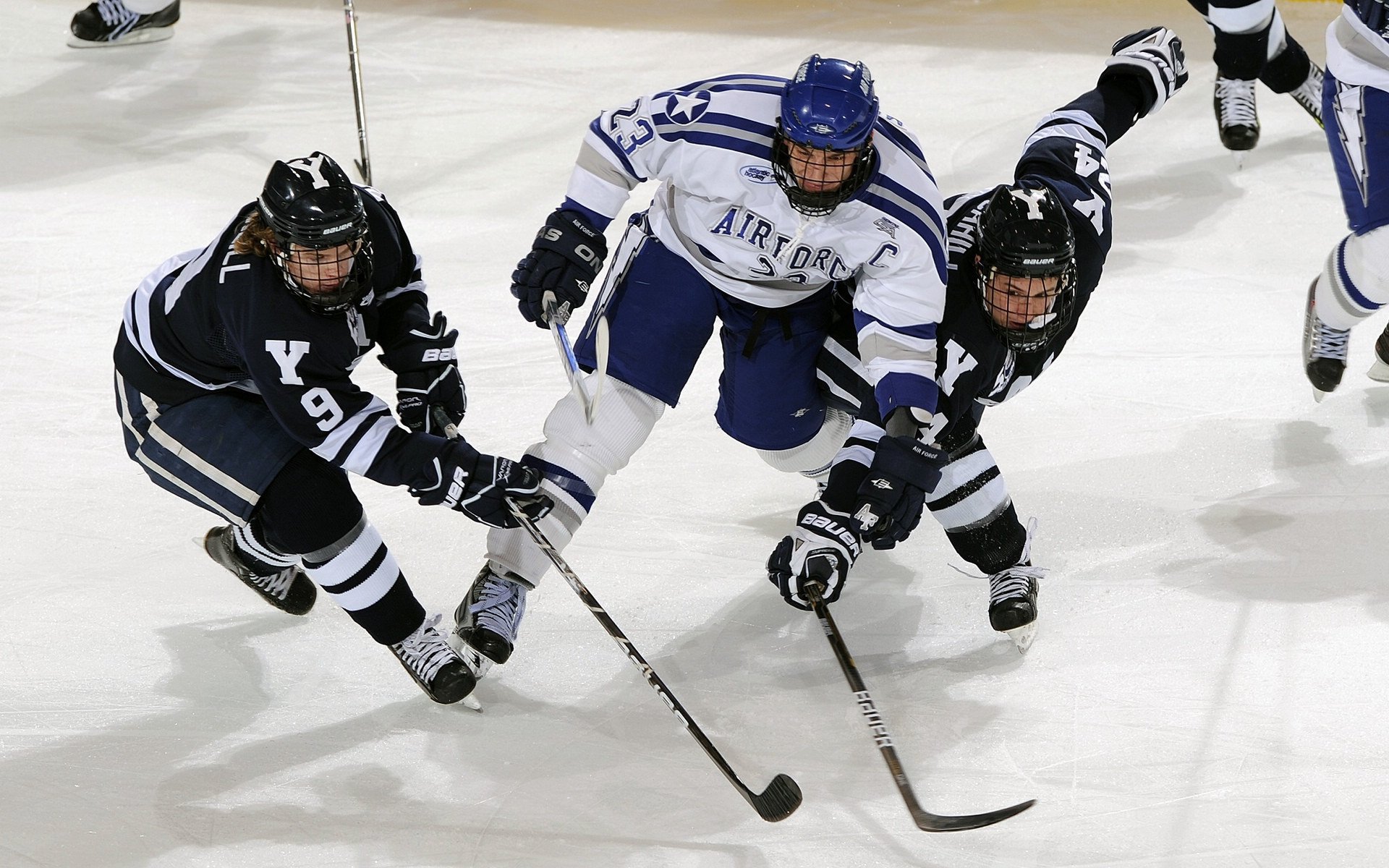 德国女子63公斤级柔道选手在比赛中获得第九名，世界女子柔道冠军48公斤